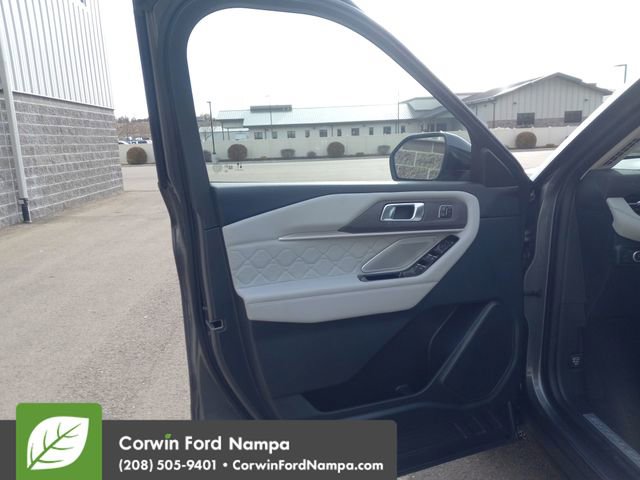 New 2026 Ford Explorer Platinum w/ LUX Leather Package image 10