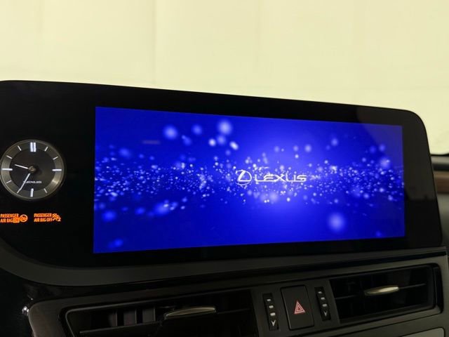 Certified 2025 Lexus ES 300h 300h w/ Premium Package image 22