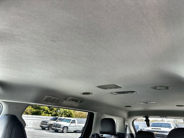 Used 2024 Kia Carnival LX image 16