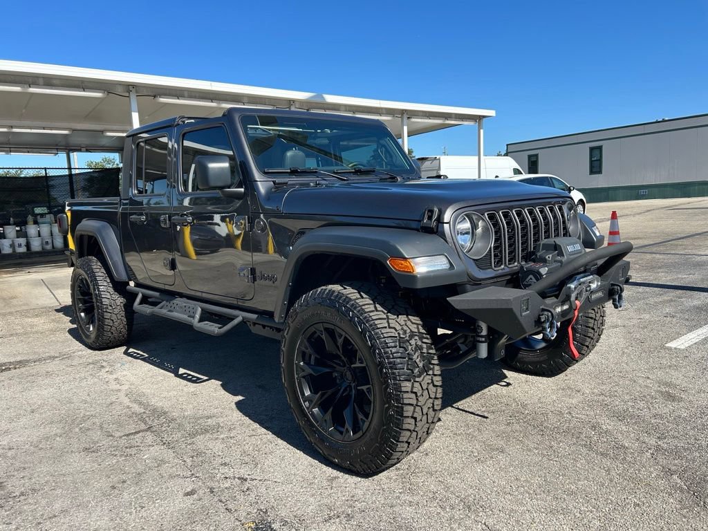New 2026 Jeep Gladiator Sport AWD/4WD image 2