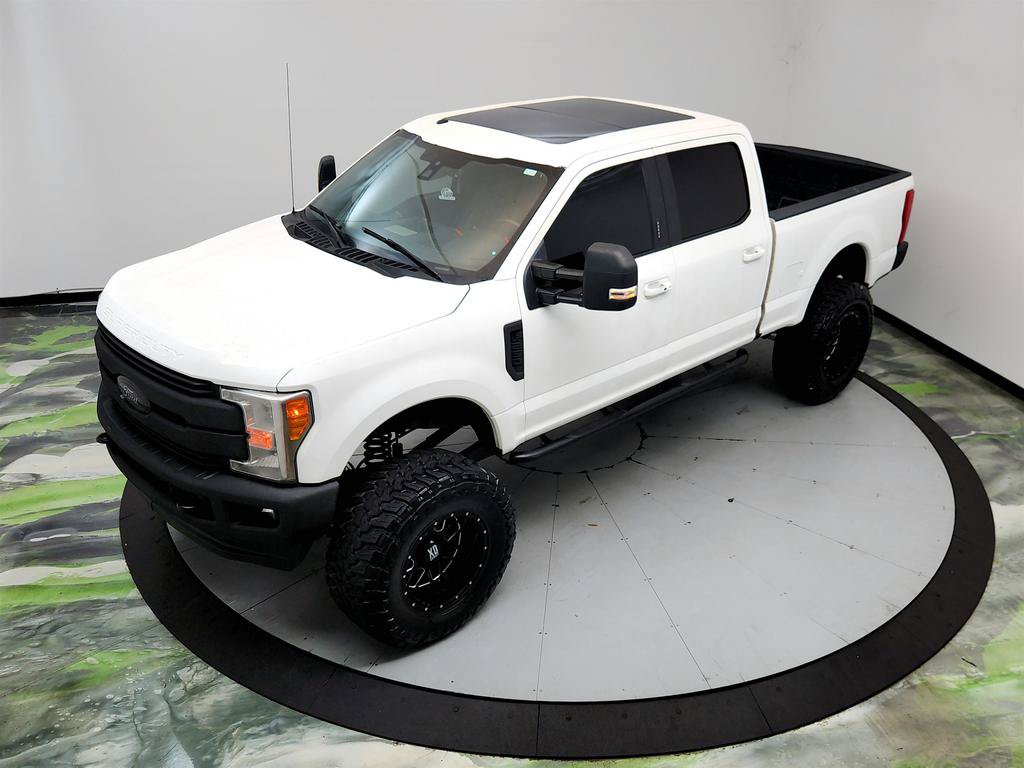 Used 2017 Ford F250 Lariat w/ Lariat Ultimate Package AWD/4WD image 31