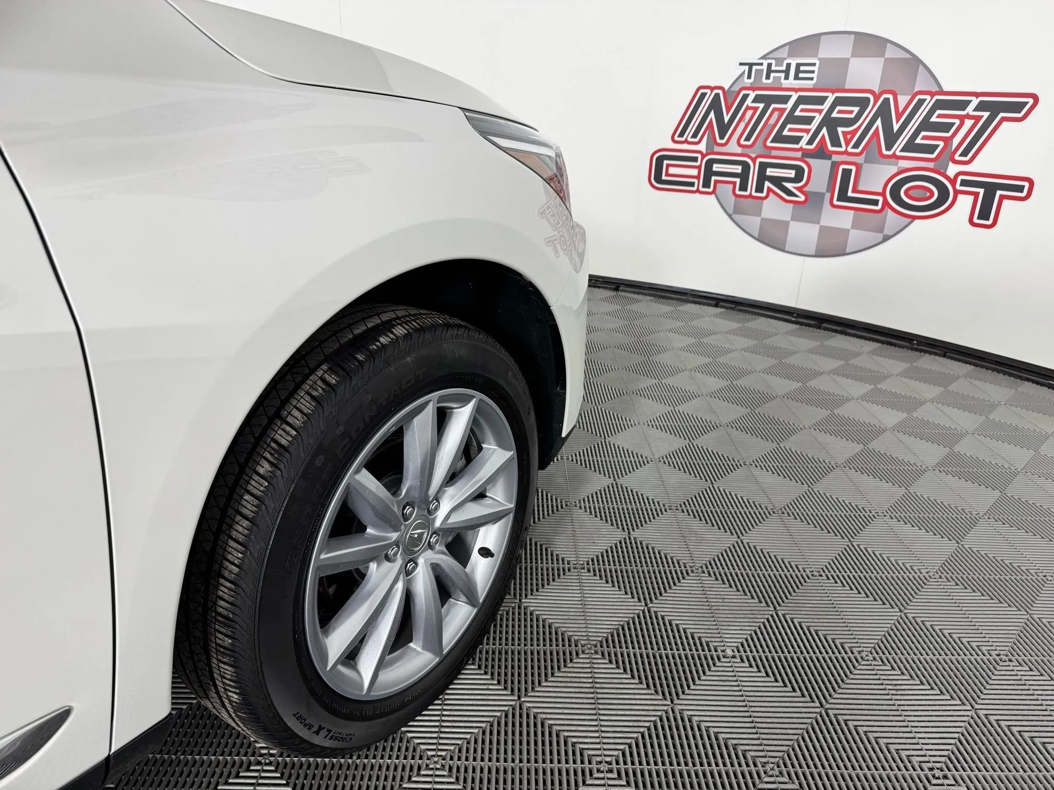 Used 2024 Acura RDX SH-AWD image 33