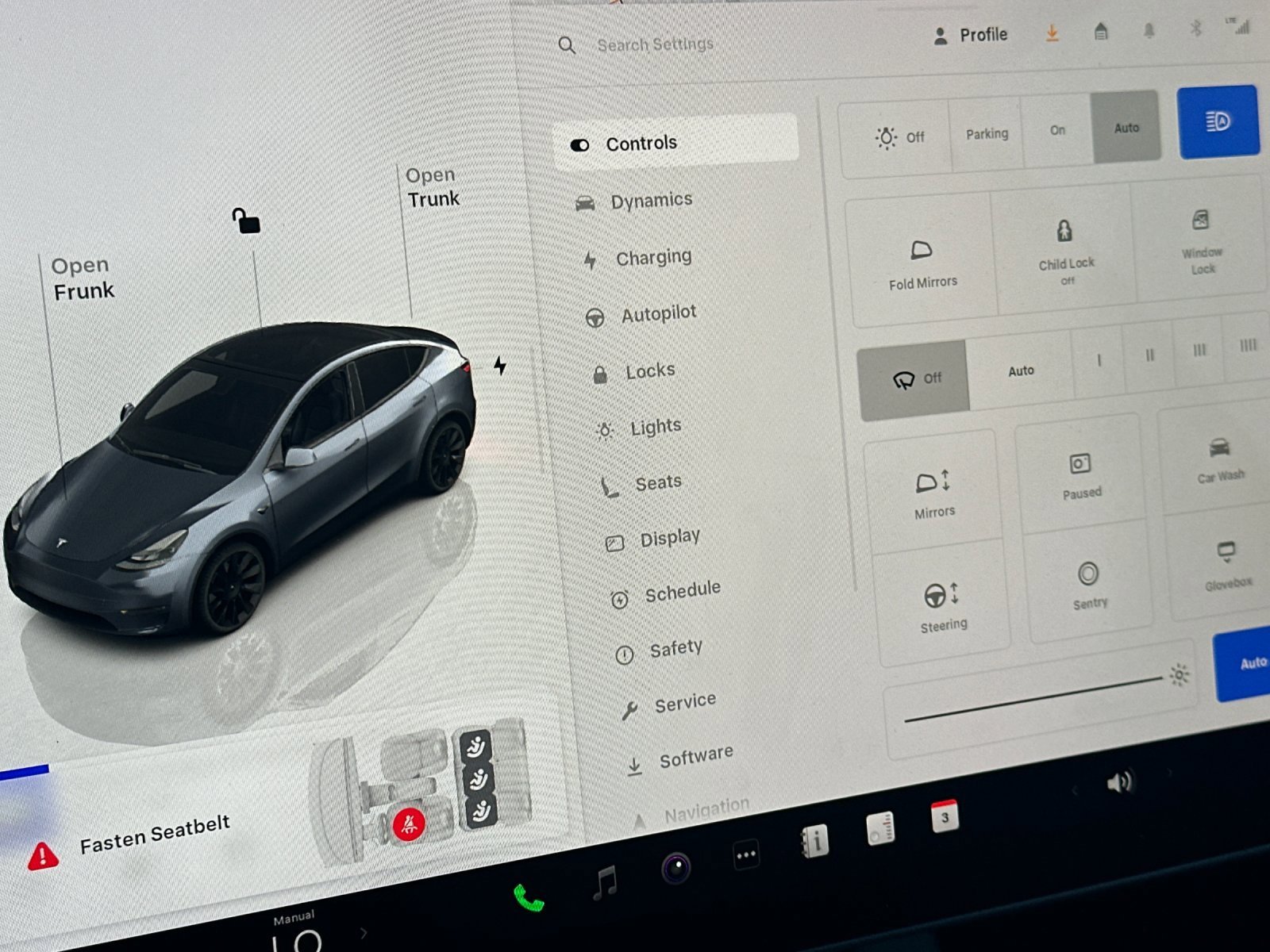 Used 2023 Tesla Model Y Long Range image 21