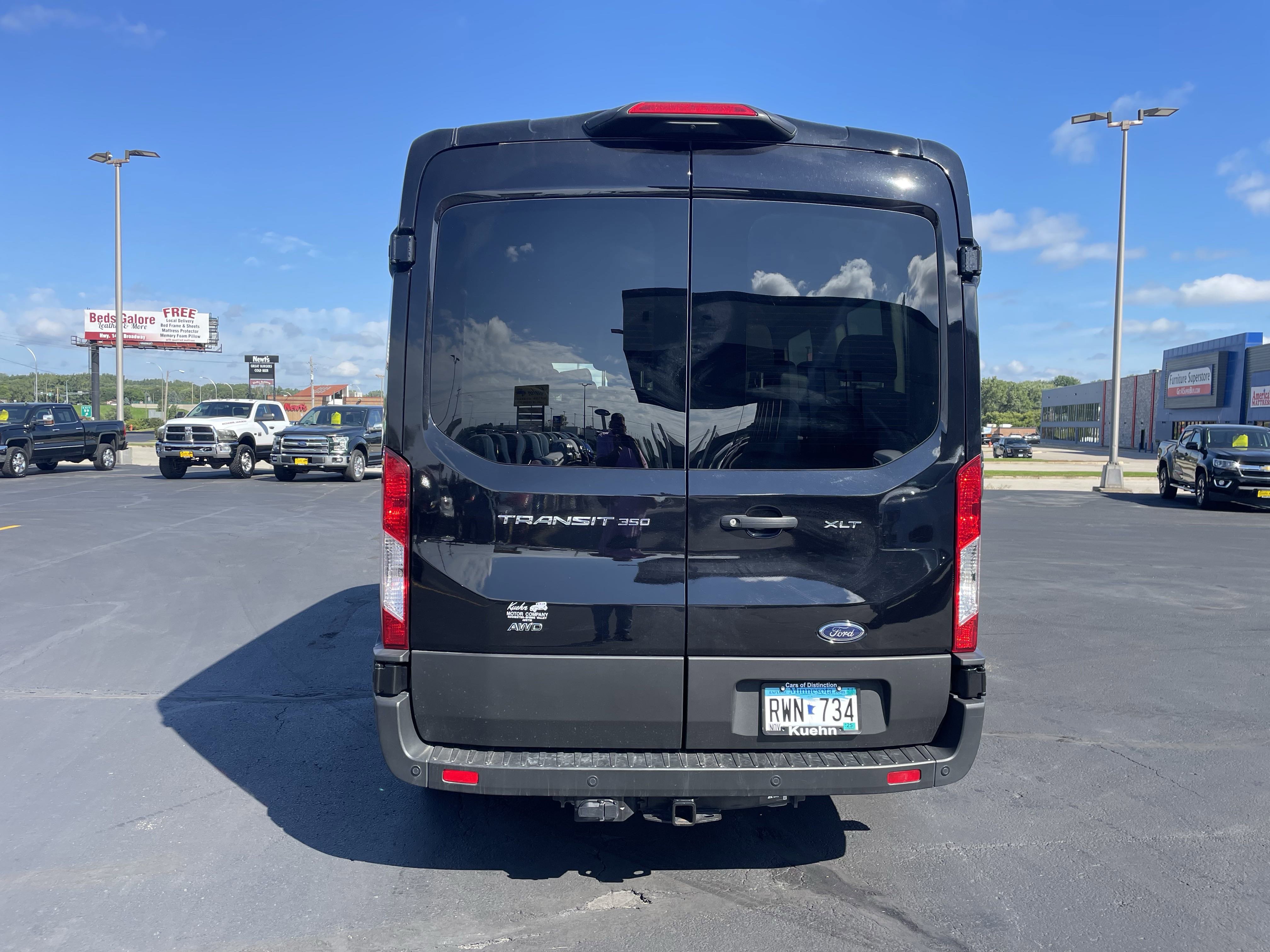 Used 2024 Ford Transit 350 XLT image 4