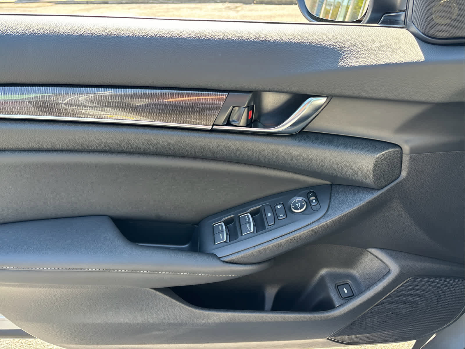 Certified 2022 Honda Accord Sport image 18