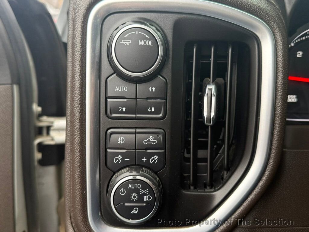 Used 2022 Chevrolet Silverado 2500 LTZ w/ LTZ Convenience Package image 31