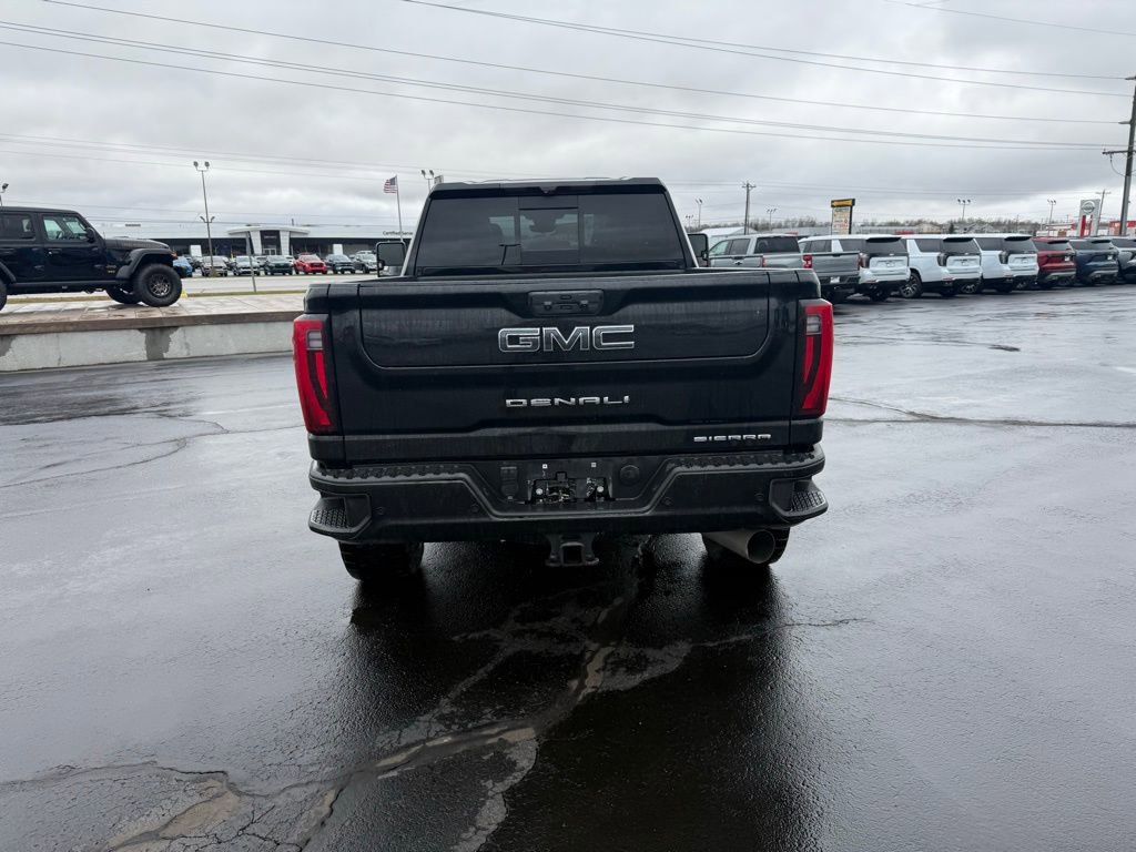 Used 2024 GMC Sierra 2500 Denali Ultimate w/ Snow Plow Prep/Camper Package image 8