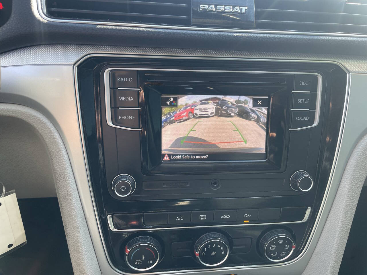 Used 2018 Volkswagen Passat 2.0T S FWD image 26