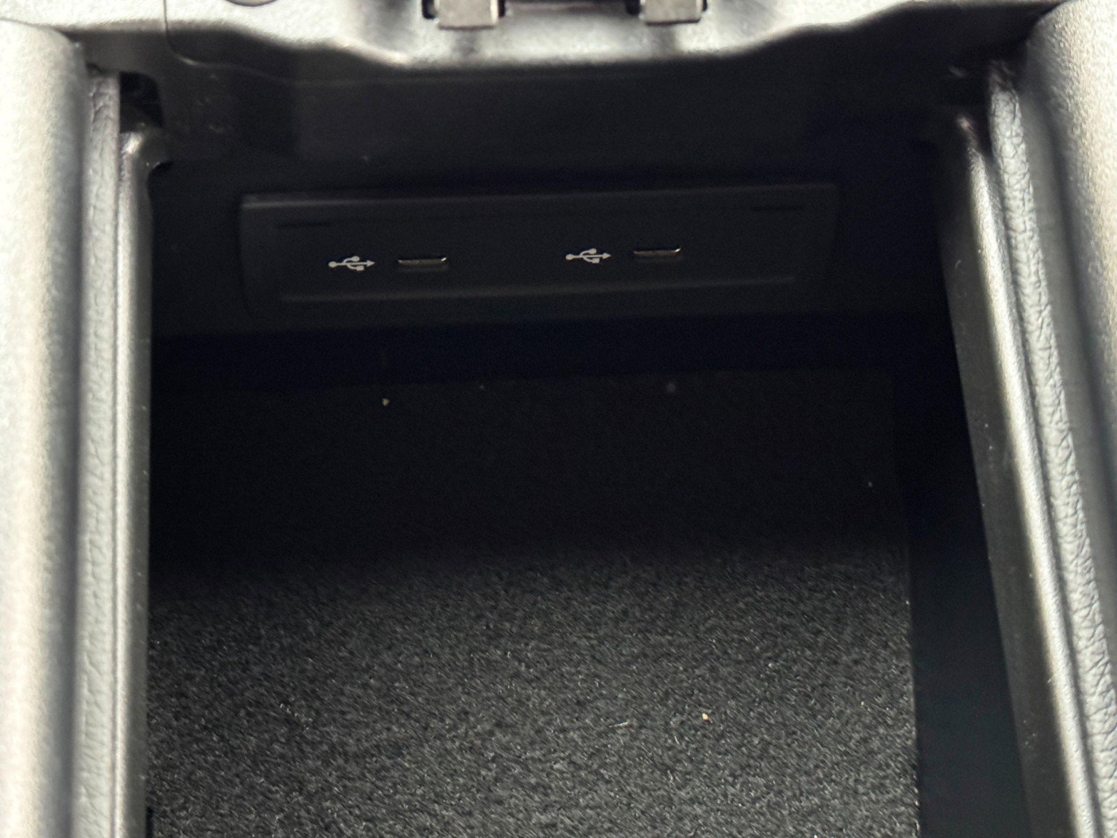 Used 2021 Mercedes-Benz E 350 Sedan w/ Premium Package image 34