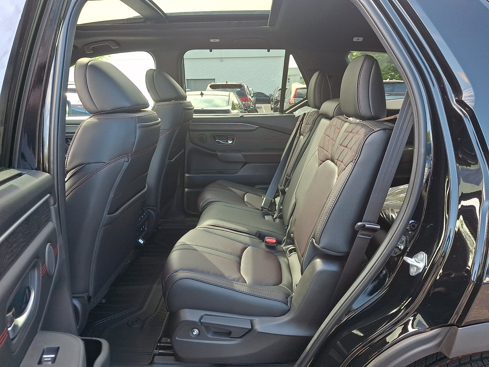 New 2026 Honda Pilot Black Edition image 5