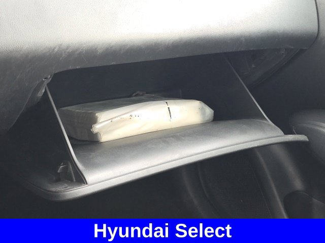 Used 2022 Hyundai Santa Cruz SEL w/ Activity Package FWD image 16