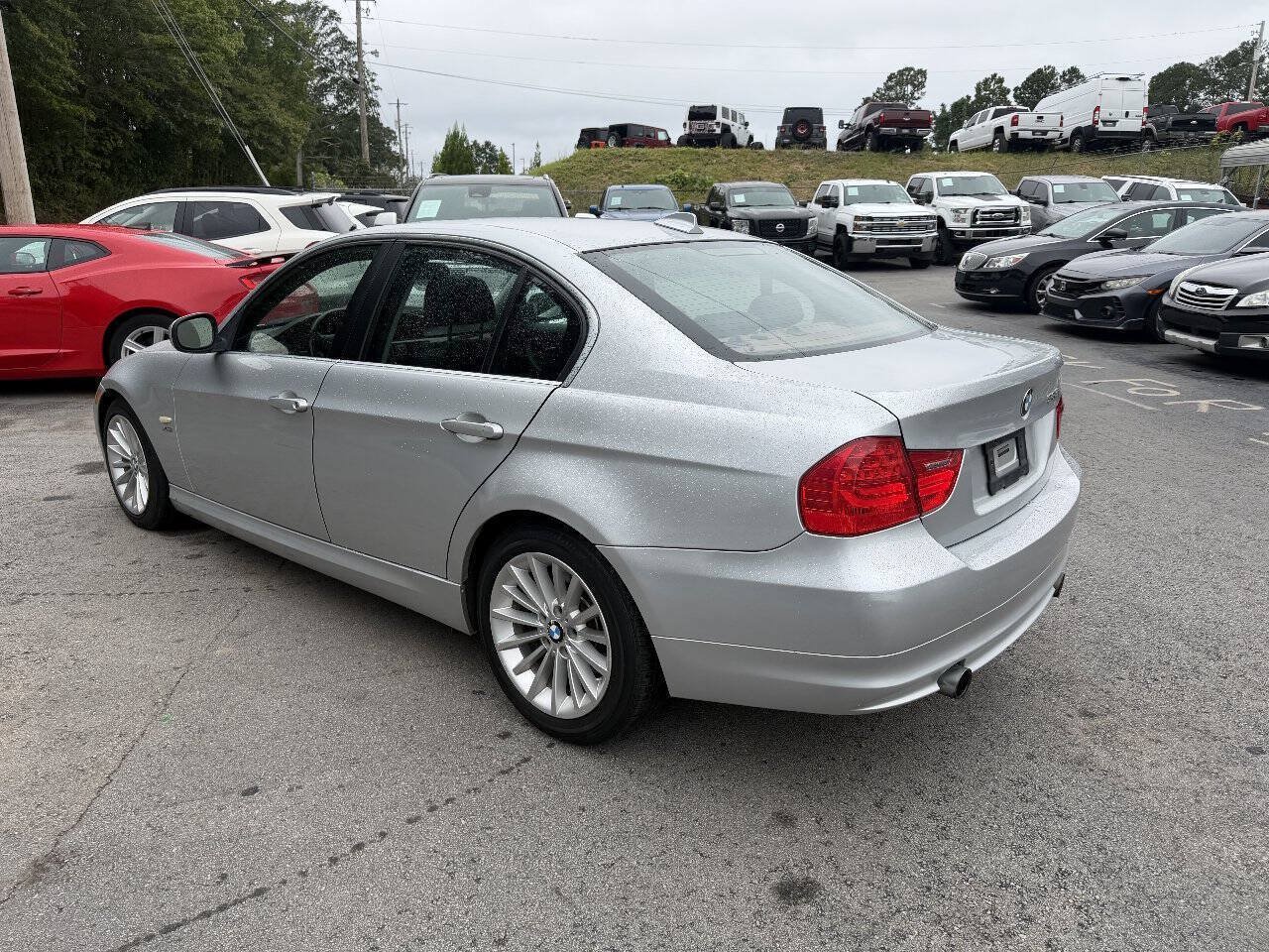Used 2011 BMW 335i xDrive Sedan AWD/4WD image 7