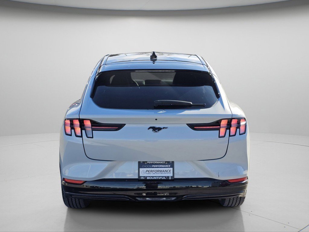Used 2023 Ford Mustang Mach-E Premium image 23