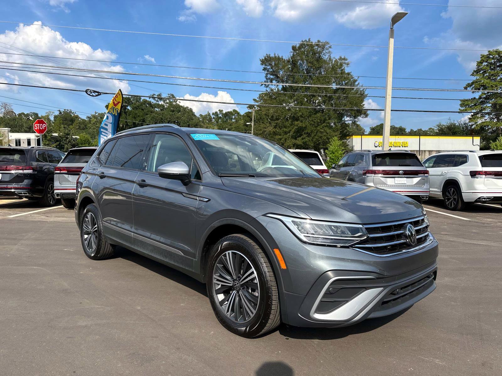 Used 2024 Volkswagen Tiguan Wolfsburg Edition image 7