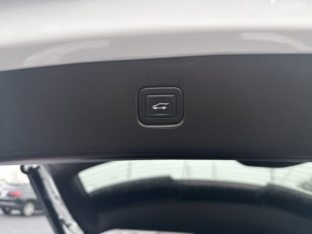 Used 2023 Chevrolet Blazer LT w/ Convenience Package image 10