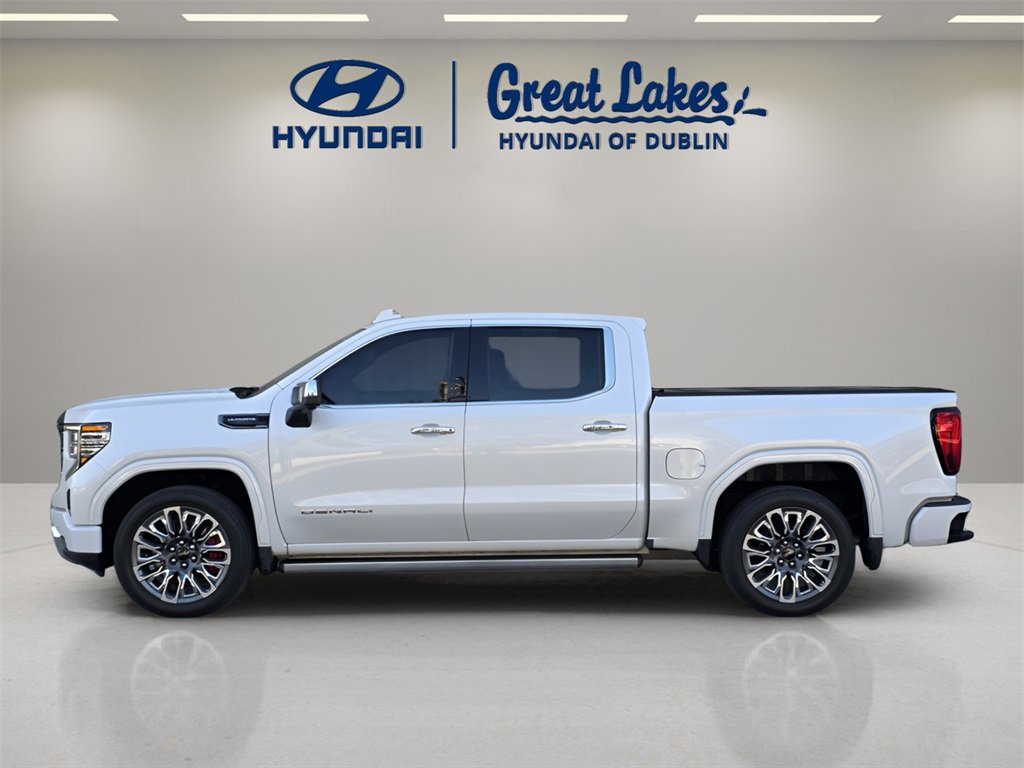Used 2023 GMC Sierra 1500 Denali Ultimate image 2