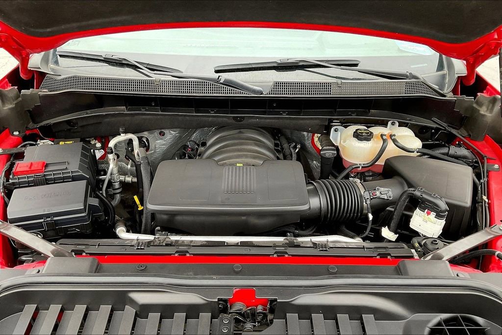 Used 2025 Chevrolet Silverado 1500 LT image 9