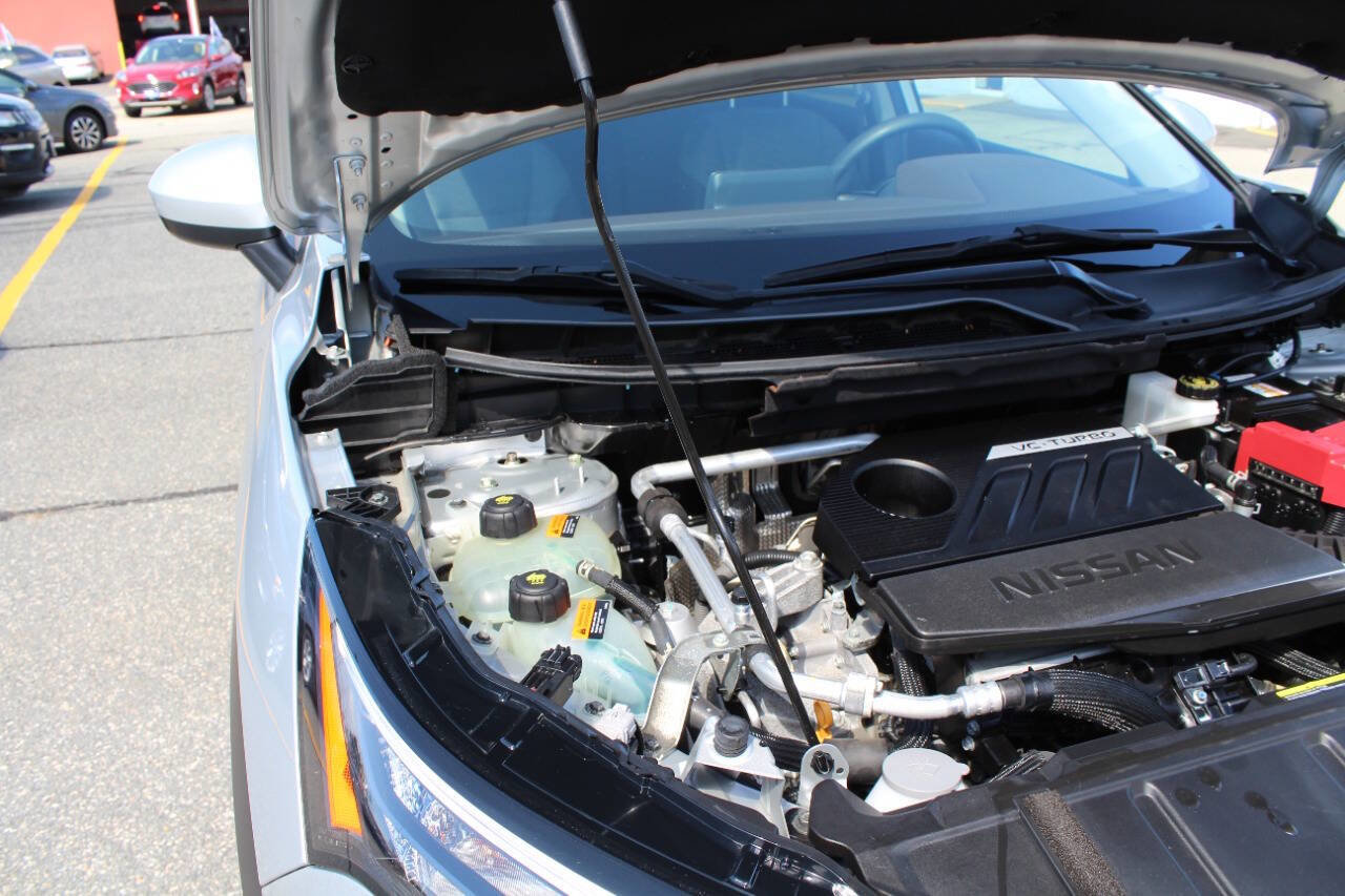 Used 2023 Nissan Rogue SV image 13