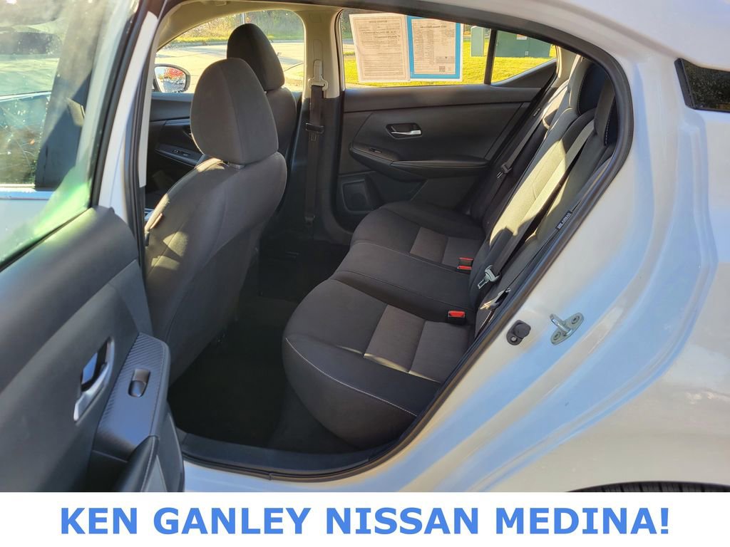 Used 2022 Nissan Sentra SV image 37