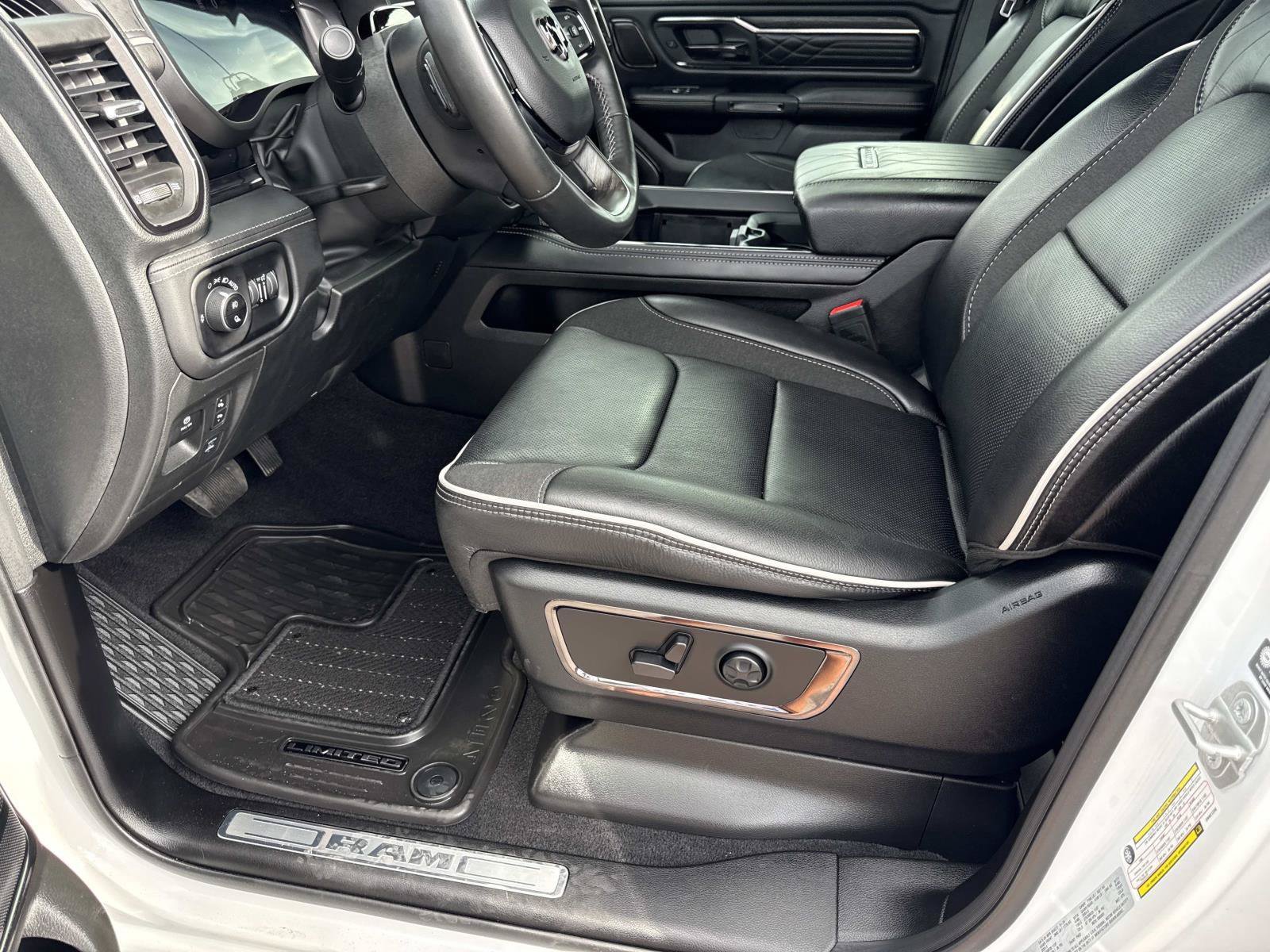 Used 2025 RAM 1500 Limited AWD/4WD image 18