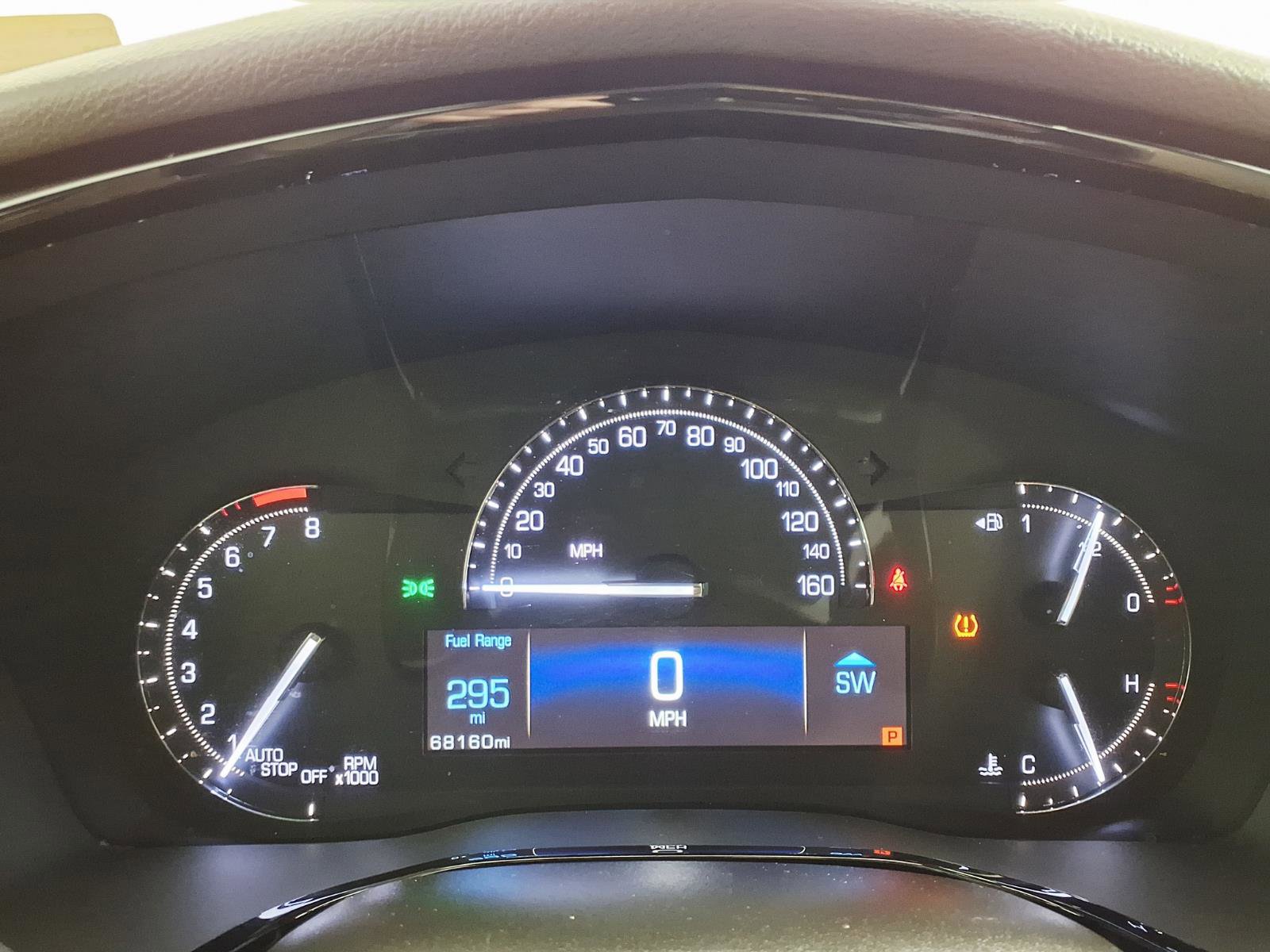 Used 2018 Cadillac XT5 FWD w/ LPO, Wheel Lock Package image 25