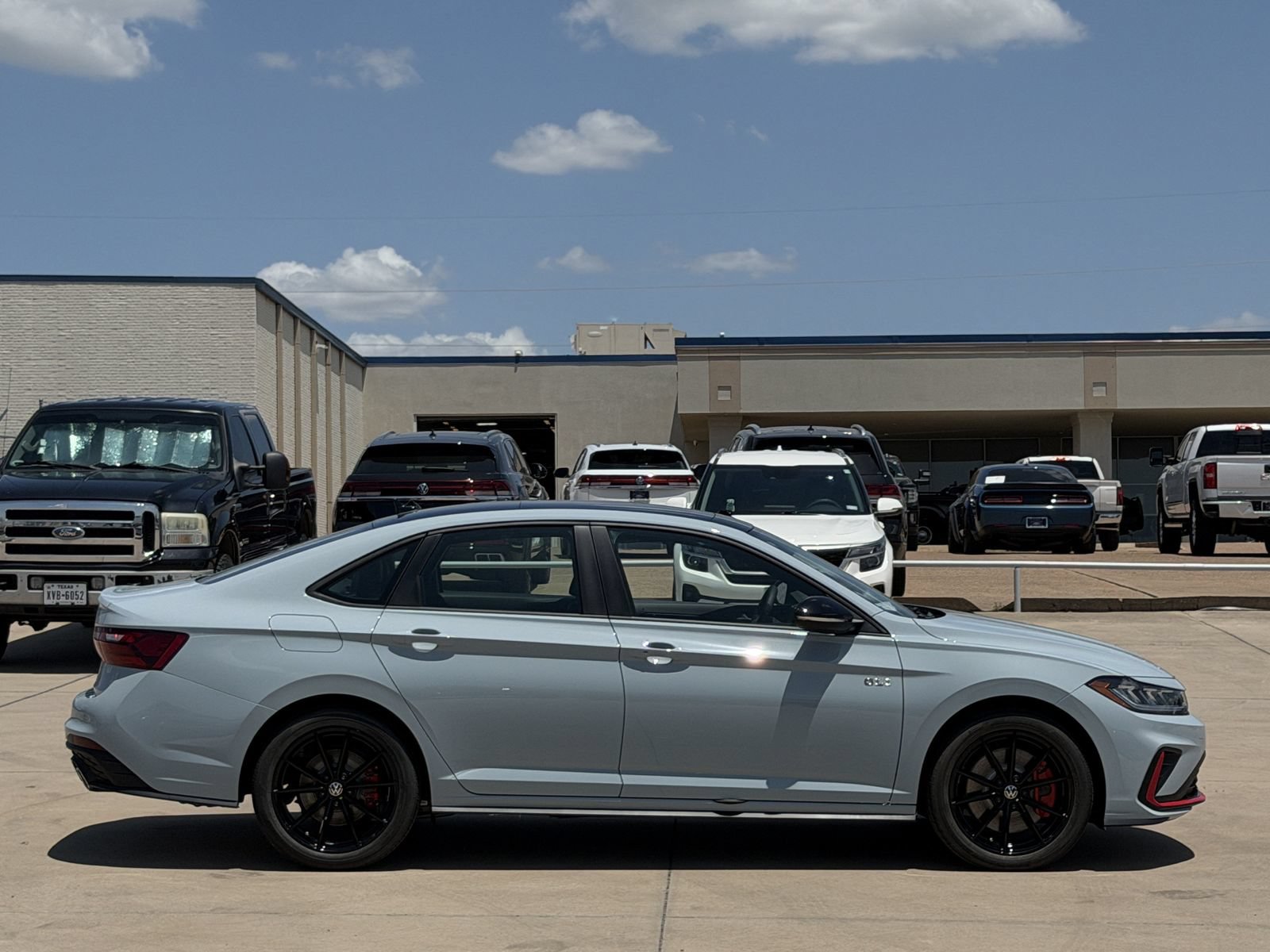 New 2026 Volkswagen Jetta GLI Autobahn FWD video 3