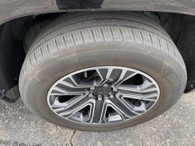 Used 2023 Jeep Wagoneer L Series II AWD/4WD image 19