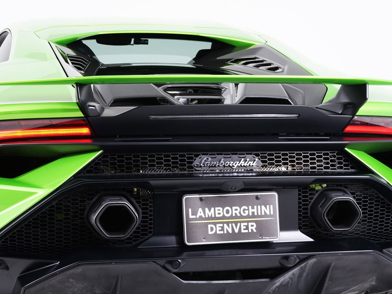 Used 2023 Lamborghini Huracan Tecnica RWD image 20