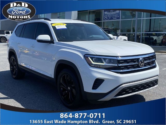 Used 2023 Volkswagen Atlas SE w/ Black Wheel Package
