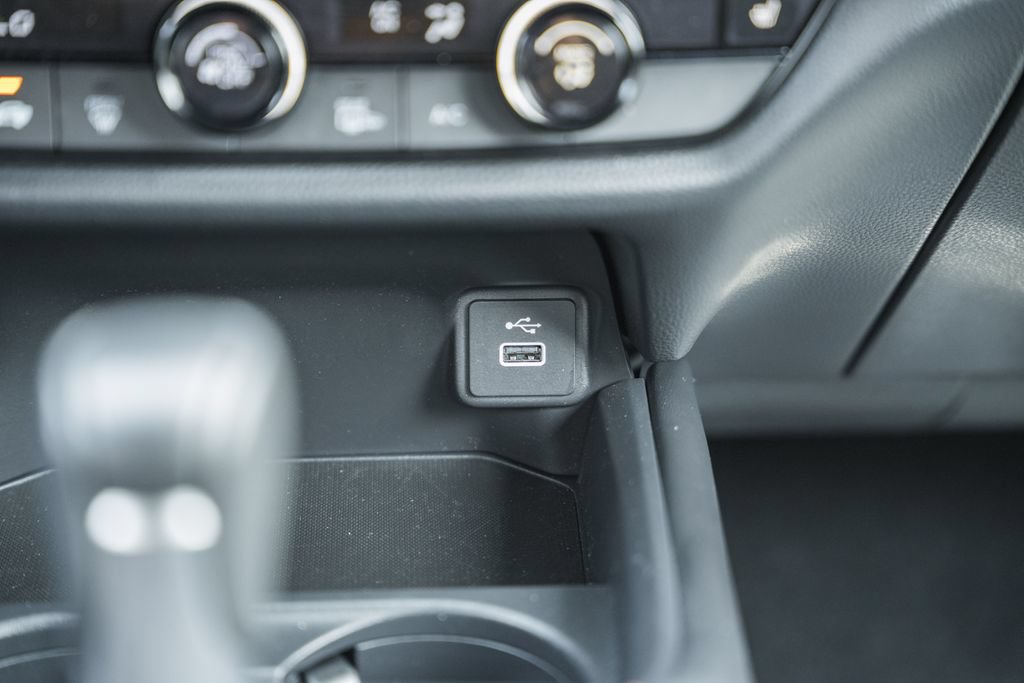 Certified 2025 Honda HR-V Sport image 22