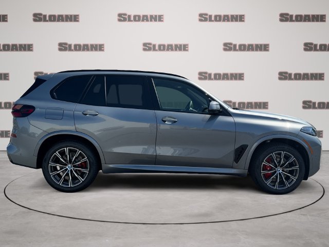 New 2026 BMW X5 xDrive40i w/ M Sport Package AWD/4WD image 6