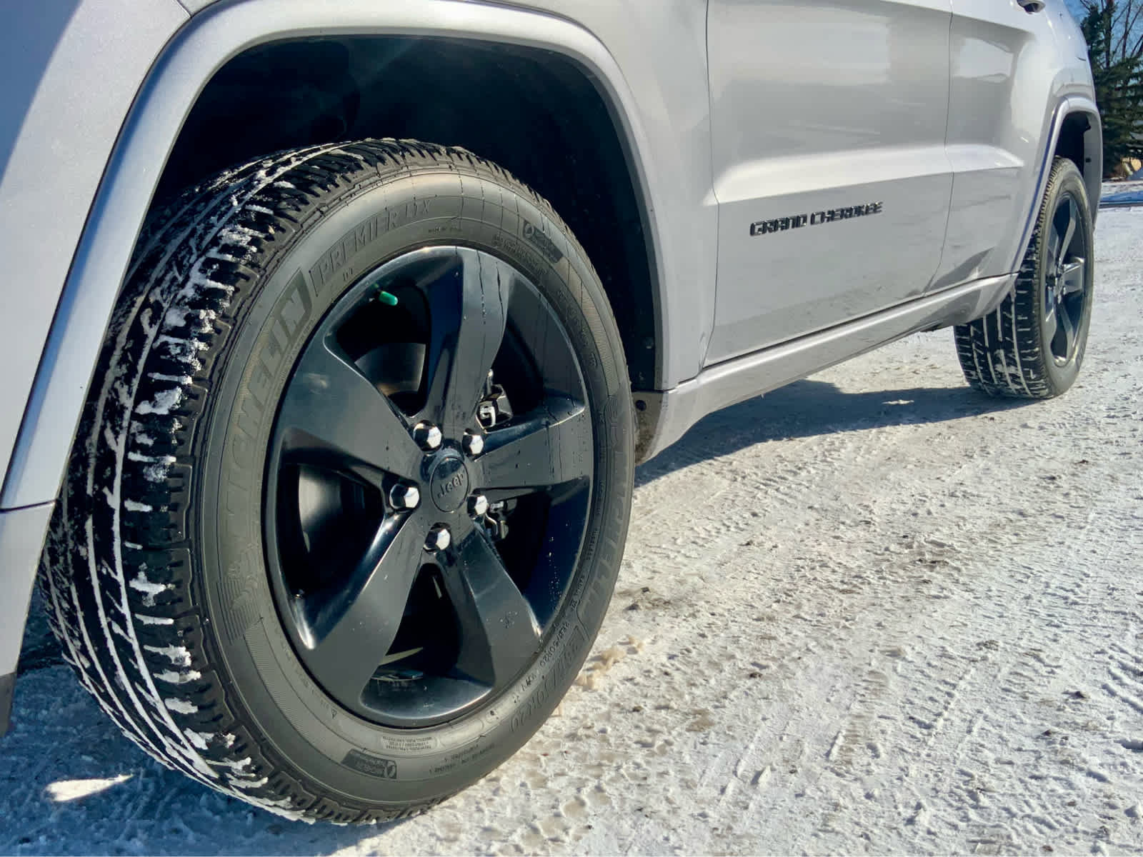 Used 2015 Jeep Grand Cherokee Altitude image 15