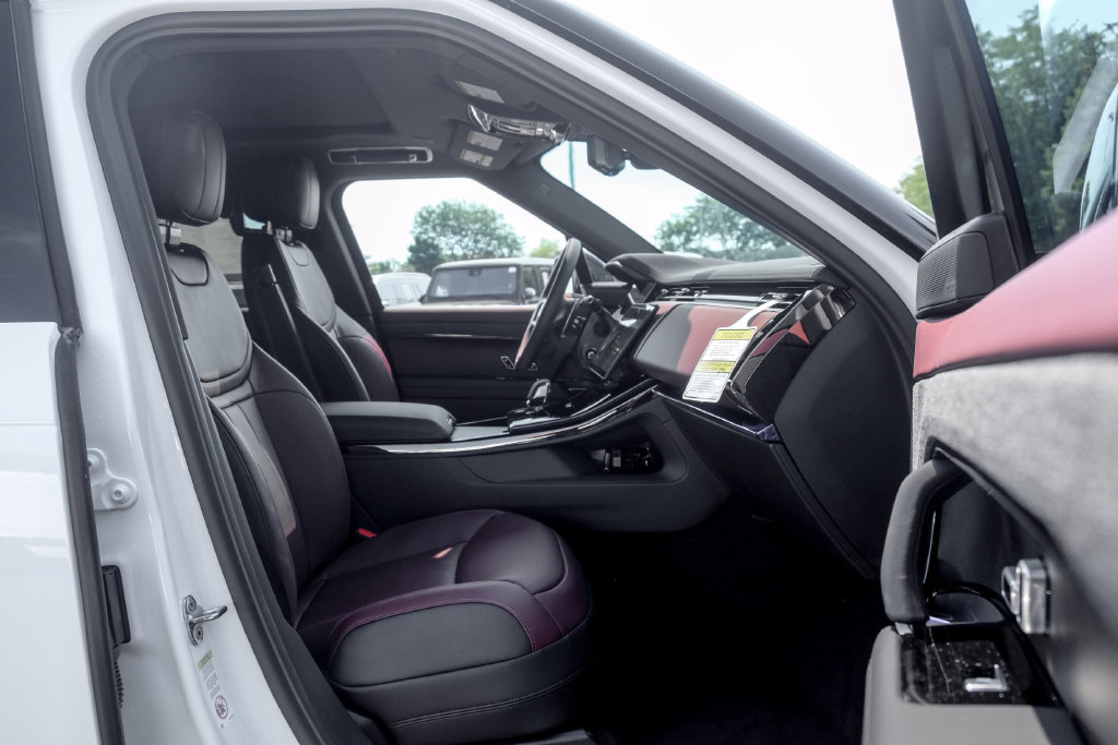 New 2027 Land Rover Range Rover Sport Dynamic SE AWD/4WD image 22