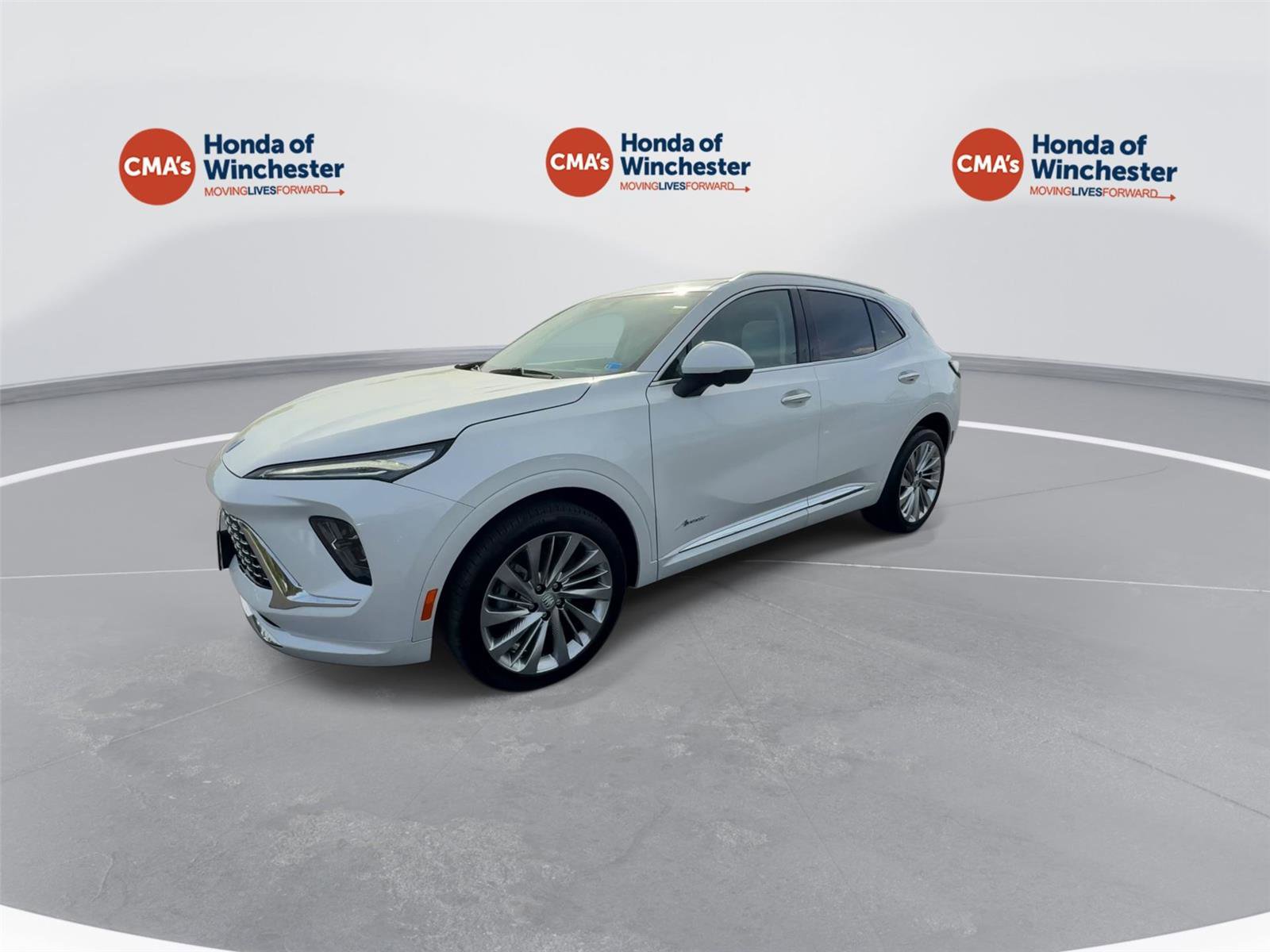 Used 2024 Buick Envision Avenir image 4