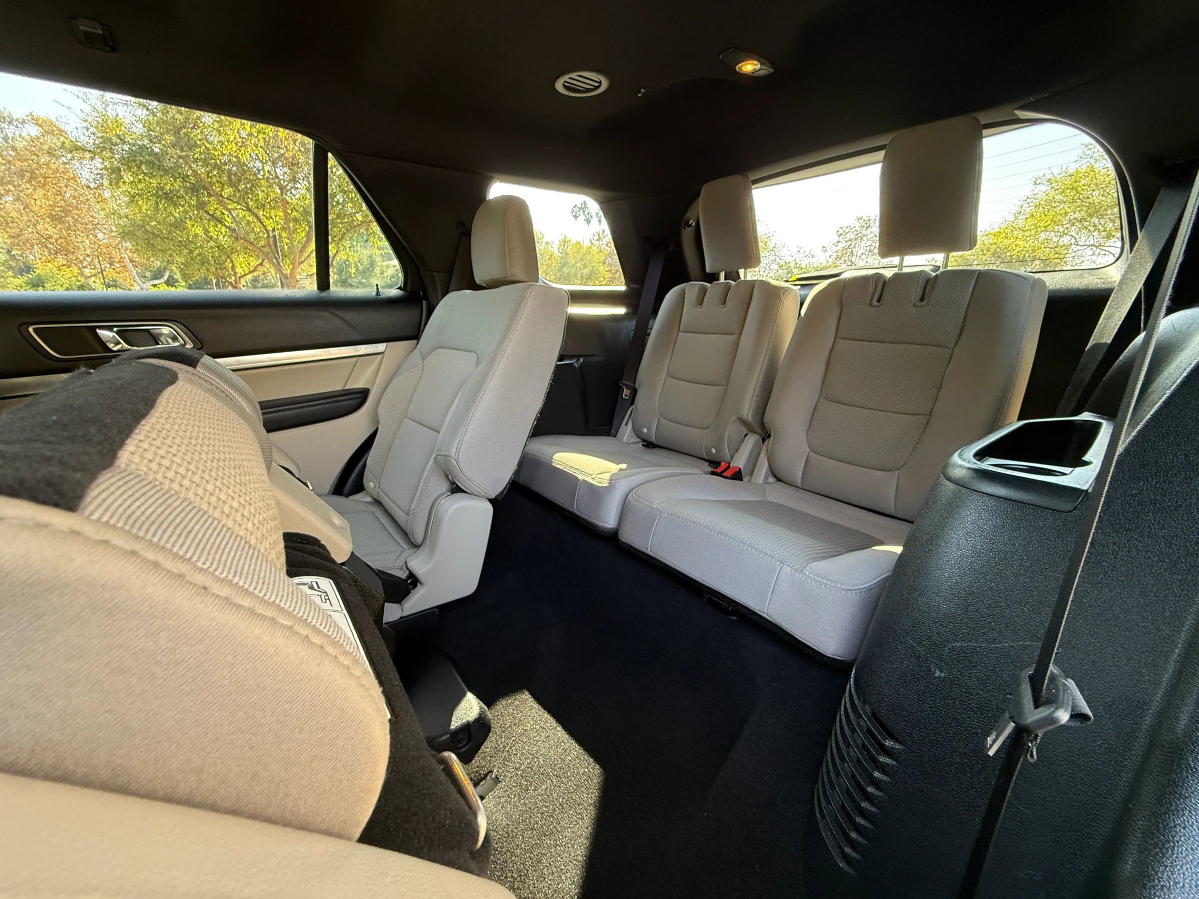 Used 2019 Ford Explorer XLT w/ Equipment Group 201A image 17