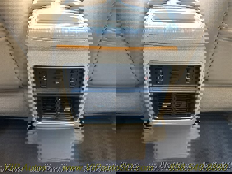 Used 2015 Nissan Murano Platinum w/ Platinum Technology Package image 18