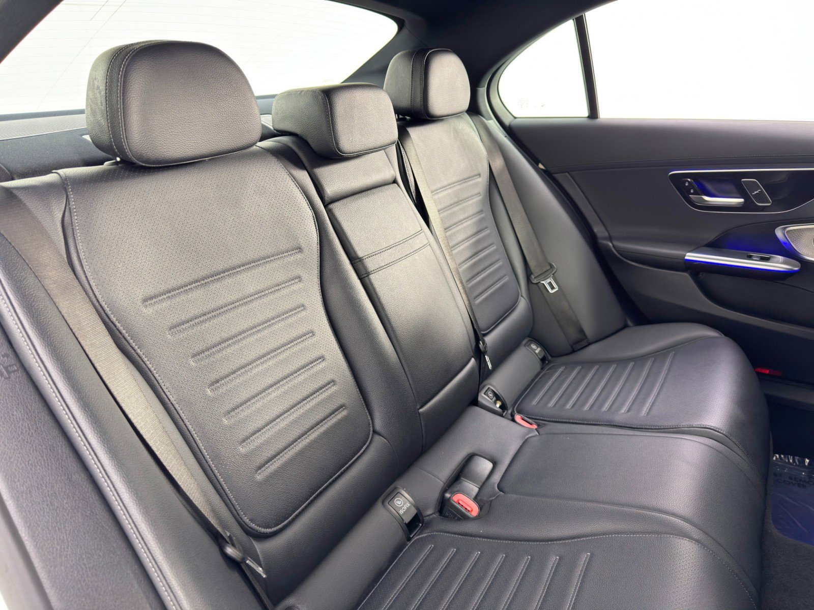 Used 2022 Mercedes-Benz C 300 Sedan w/ AMG Line w/ Night Package image 42