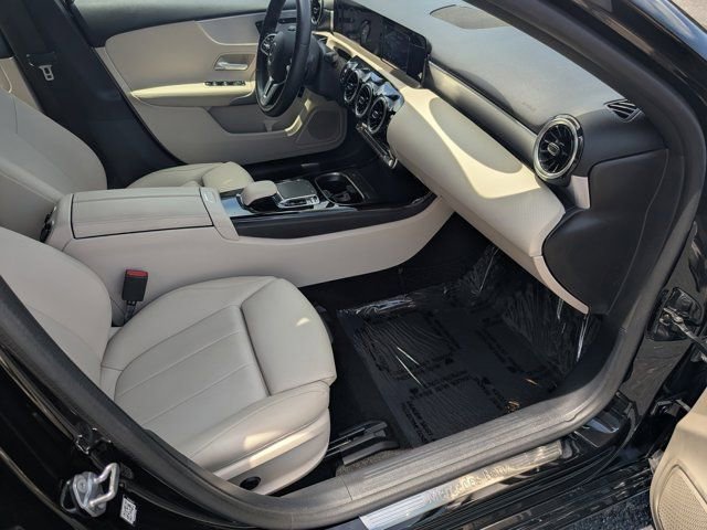 Used 2019 Mercedes-Benz A 220 image 12