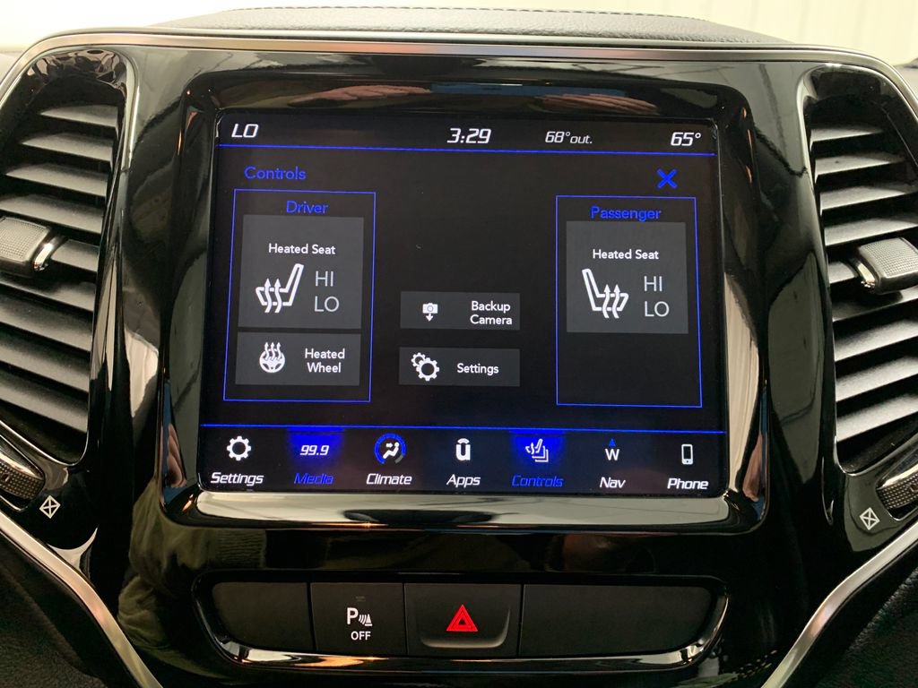 Used 2019 Jeep Cherokee Limited AWD/4WD image 28