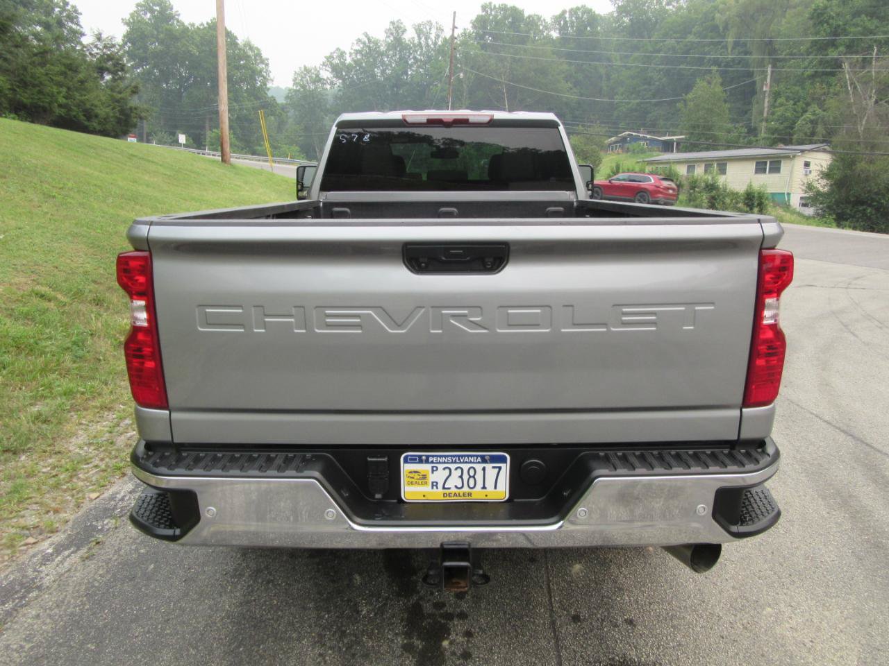 Used 2025 Chevrolet Silverado 2500 LT w/ Safety Package AWD/4WD image 4