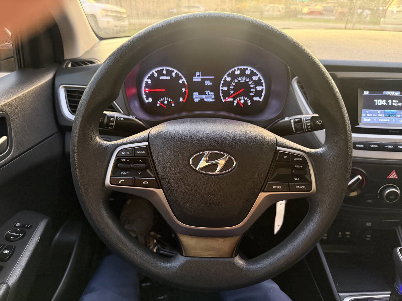 Used 2019 Hyundai Accent SE image 9