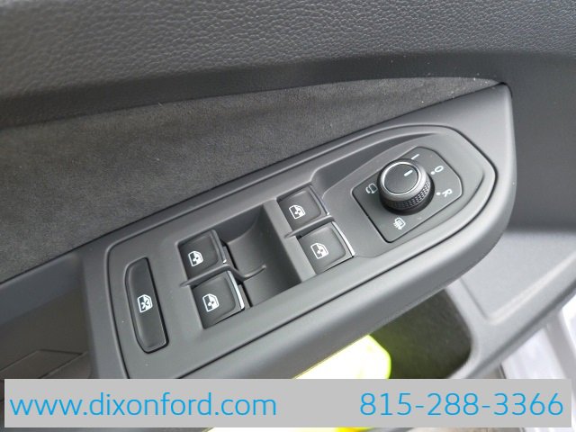 New 2025 Volkswagen GTI SE image 16