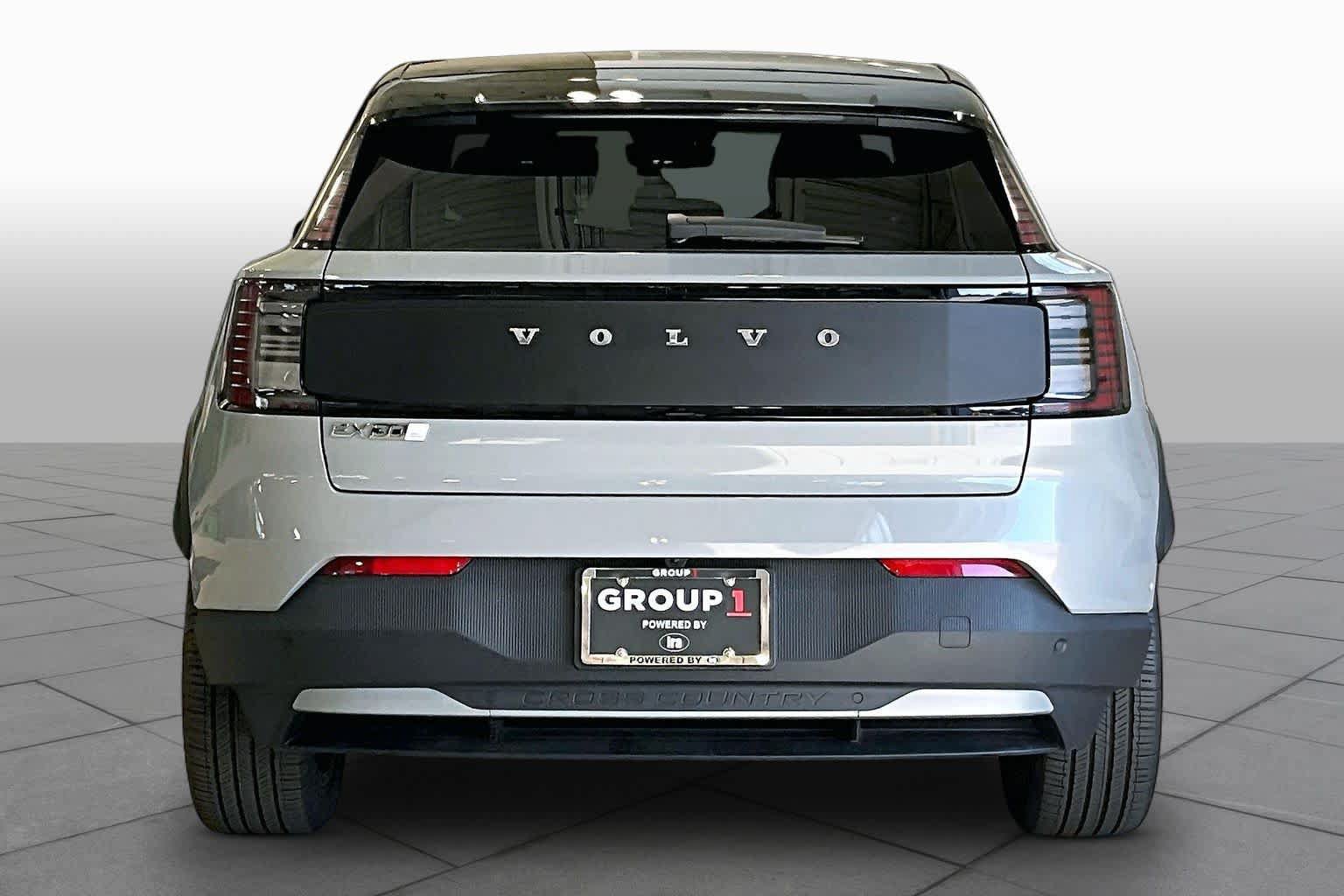New 2026 Volvo EX30 Cross Country Ultra w/ Protection Package Premier AWD/4WD image 4