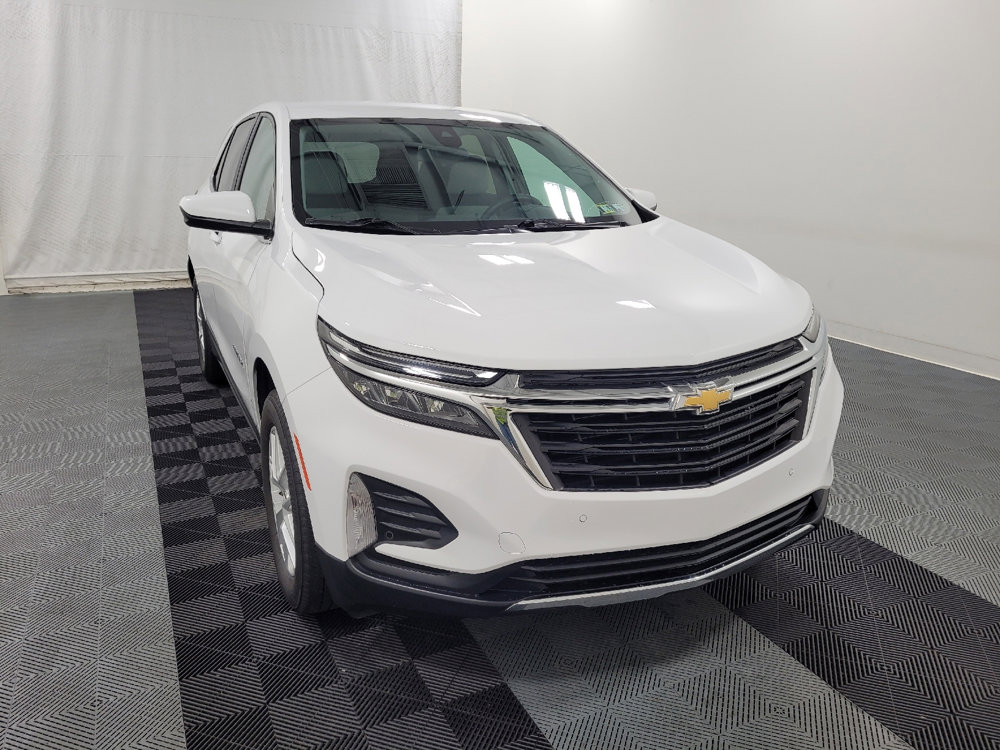 Used 2023 Chevrolet Equinox LT w/ Driver Convenience Package image 14