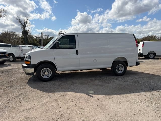 New 2026 Chevrolet Express 2500 w/ Driver Convenience Package RWD image 4