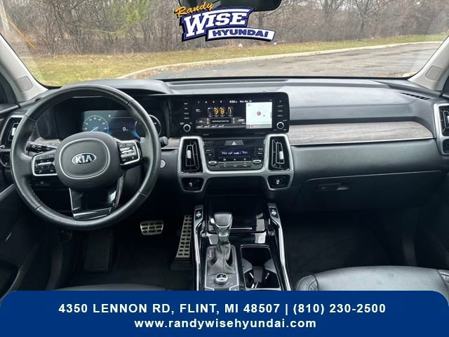 Used 2021 Kia Sorento SX Prestige image 12