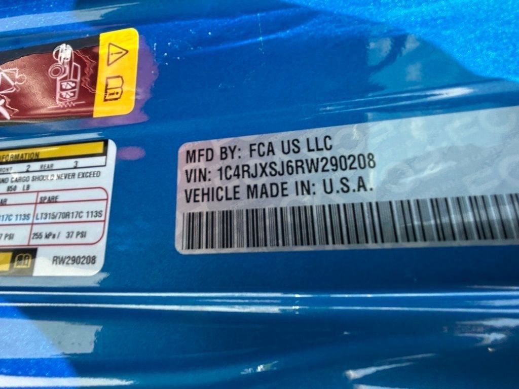 Used 2024 Jeep Wrangler Unlimited Rubicon 392 image 50