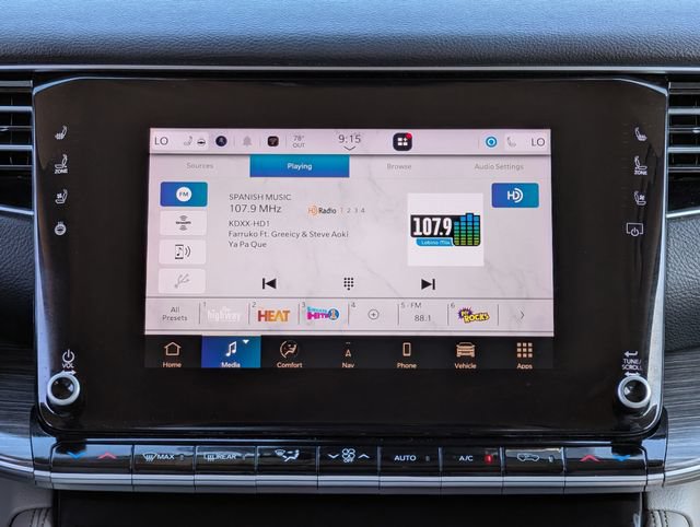Used 2024 Jeep Wagoneer L Series III AWD/4WD image 15