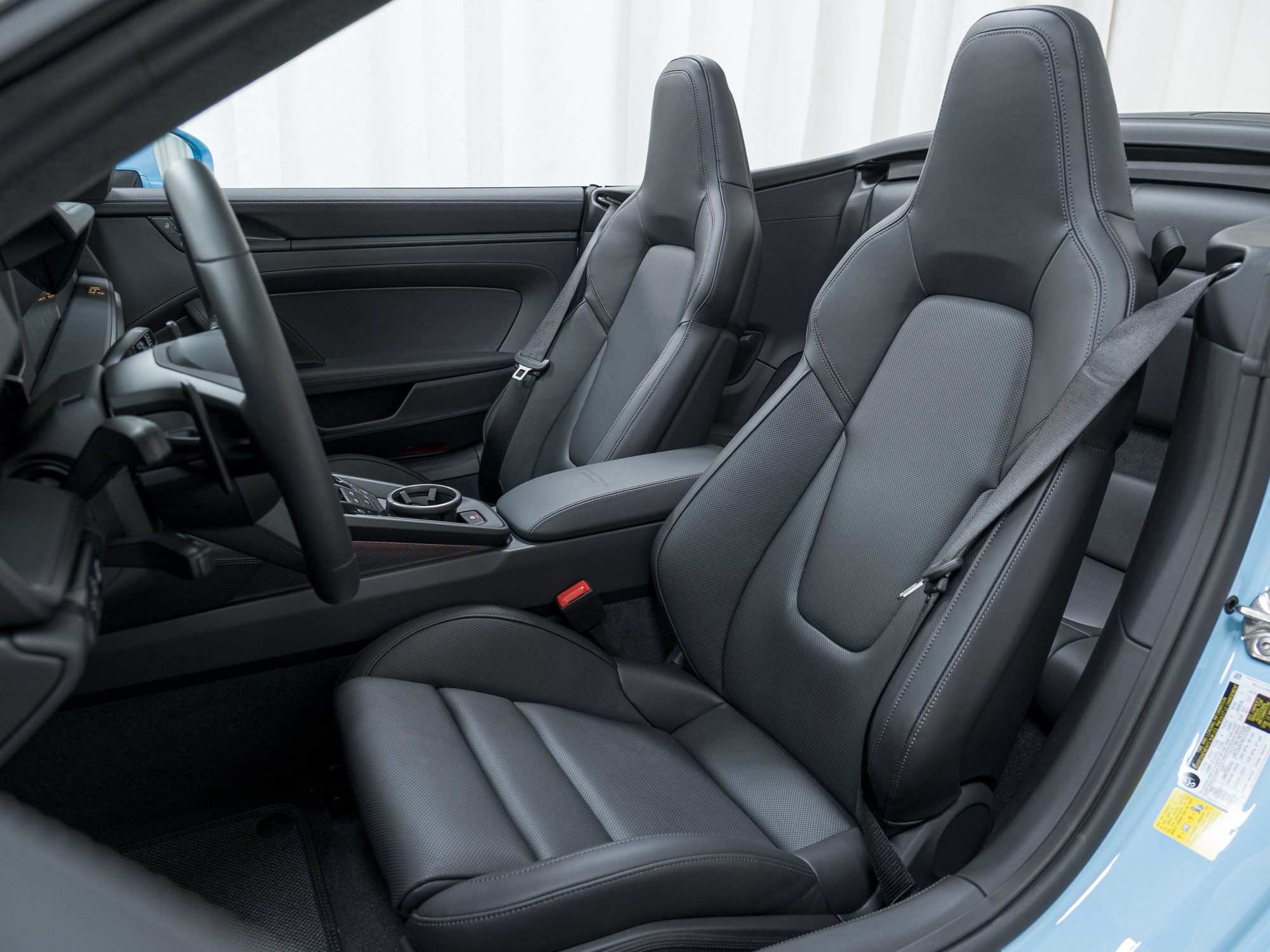 Used 2026 Porsche 911 GTS RWD image 5