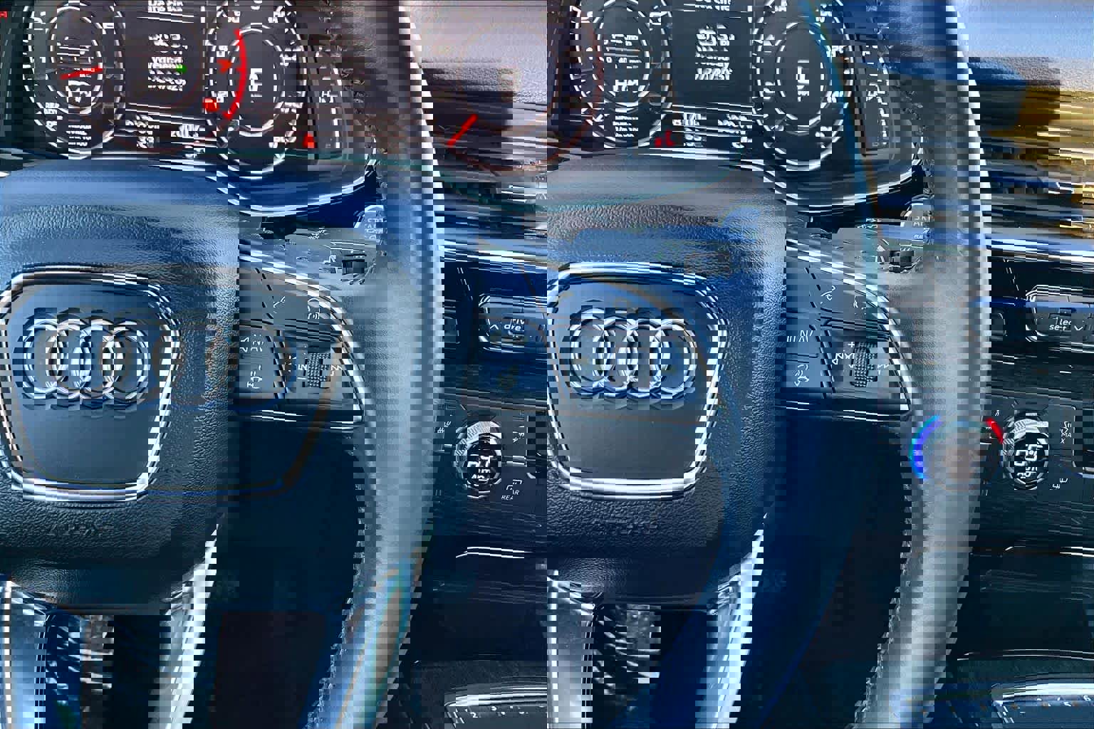 Used 2017 Audi Q7 3.0T Premium Plus image 24